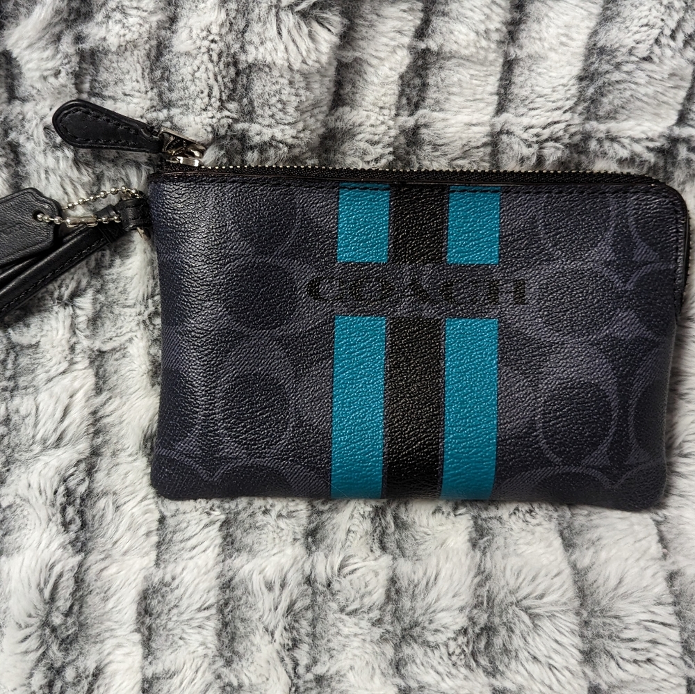 COACH WRISTLET BLACK/BLUE EXCELLENT CONDITION